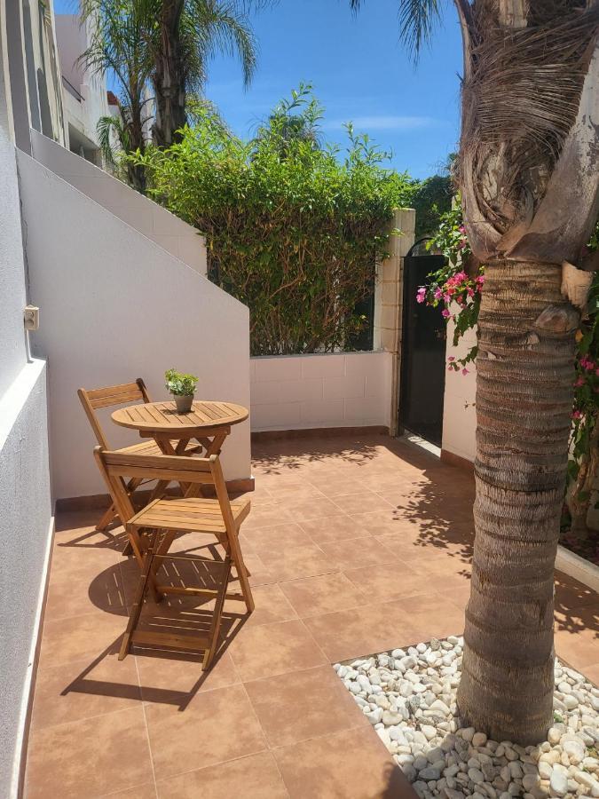 ¡Bajo precioso con salida directa a la piscina comunitaria en Paraíso de Vera! Exterior foto